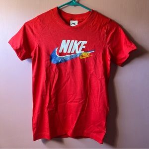 🆕Size Kids Small Red Nike Tshirt‼️